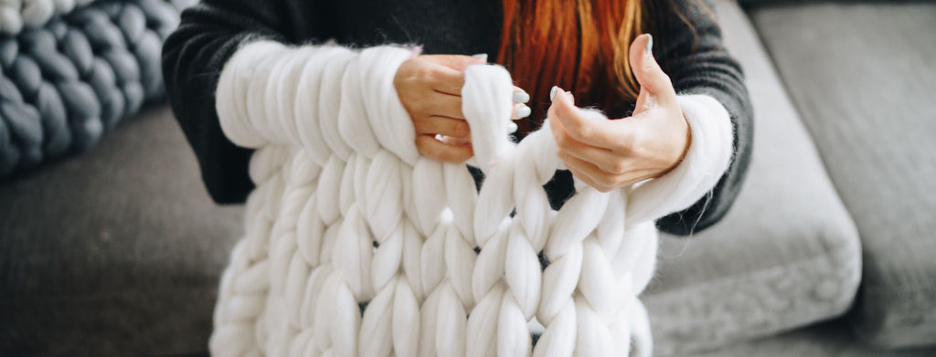 How to make a chunky knit blanket – DIY guide for beginners
