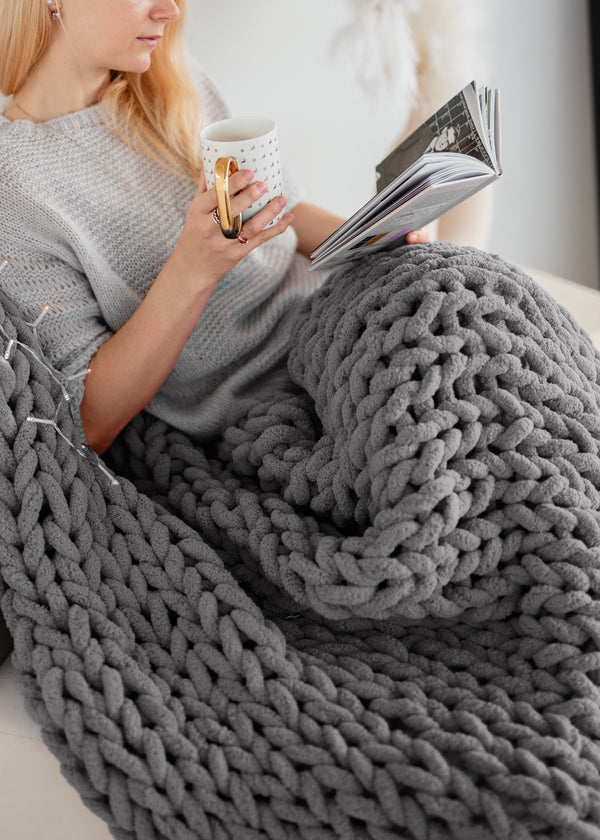 Chunky Knit Chenille Yarn Blanket Graphite Grey 11131