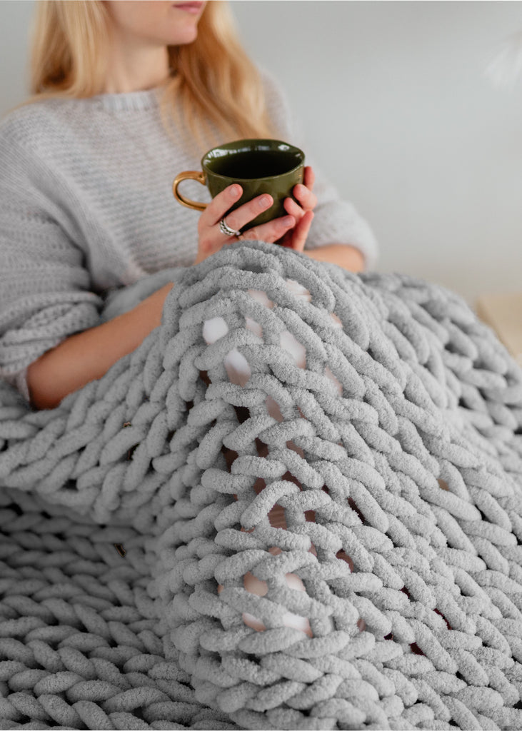Chunky Knit Chenille Blanket - Cozy, Stylish, and Luxurious – Wool Art