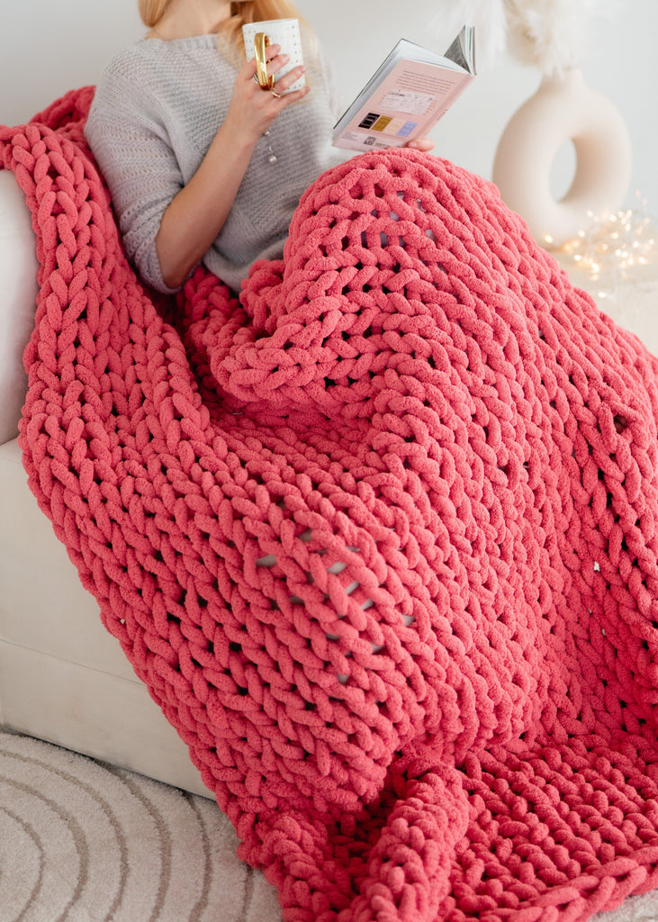 Chunky Knit Chenille Yarn Blanket Pink 11142