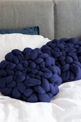 Navy blue throw pillows discount for bed