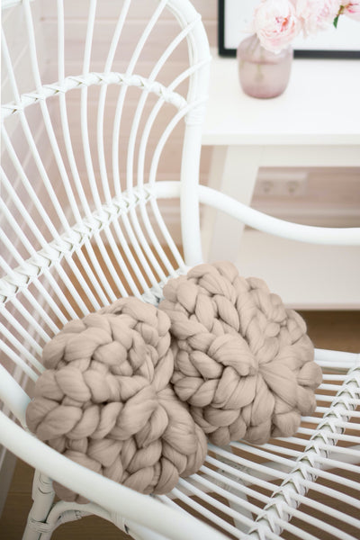 Chunky Knit Cushions Bed Throw Pillows Round Throw Pillow Beige 11