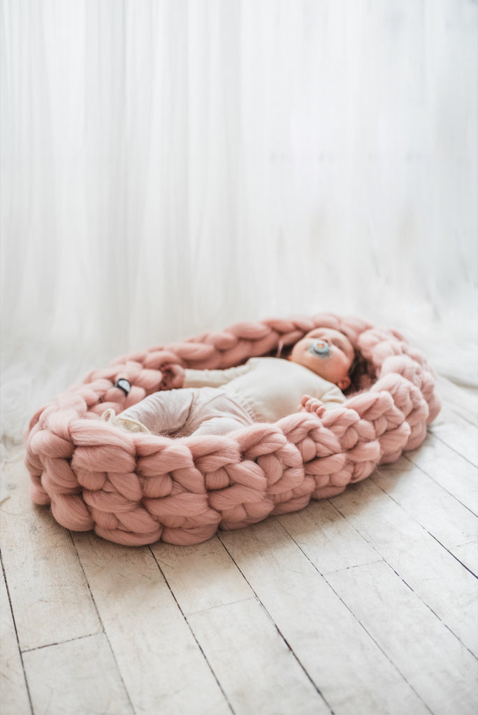 Chunky Knit Newborn Baby Nest Dusty Pink