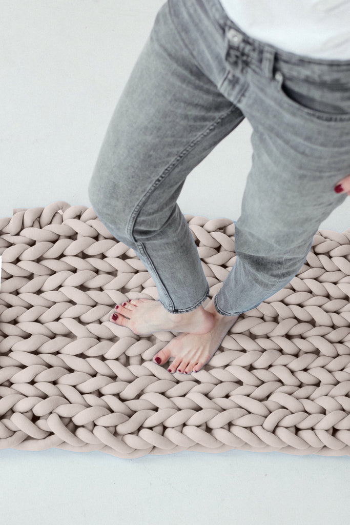 Chunky Knit Tube Yarn Rug – Wool Art