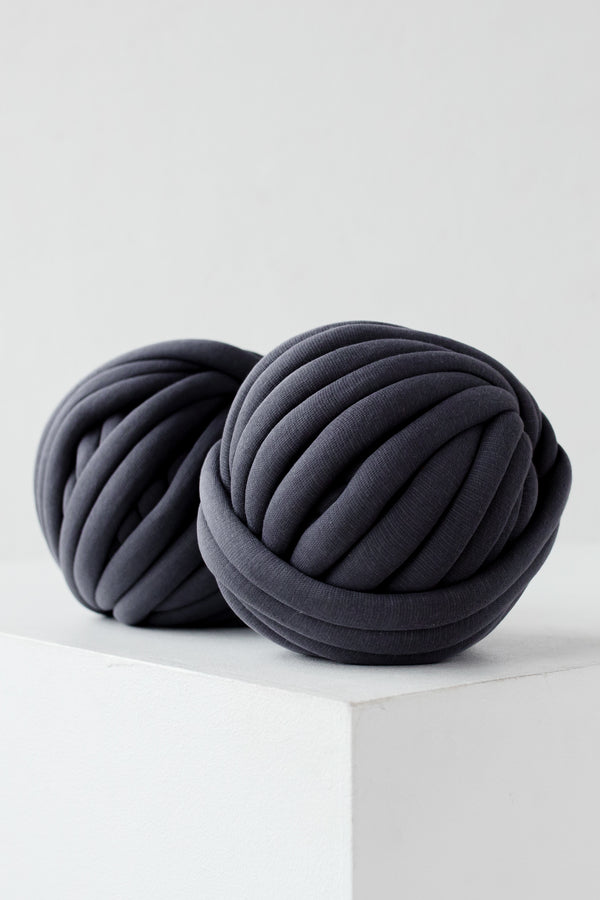 Cotton Tube Yarn Diy Chunky Yarn Arm Knitting Yarn Tube Yarn Ball Graphite Grey 197 Vertical