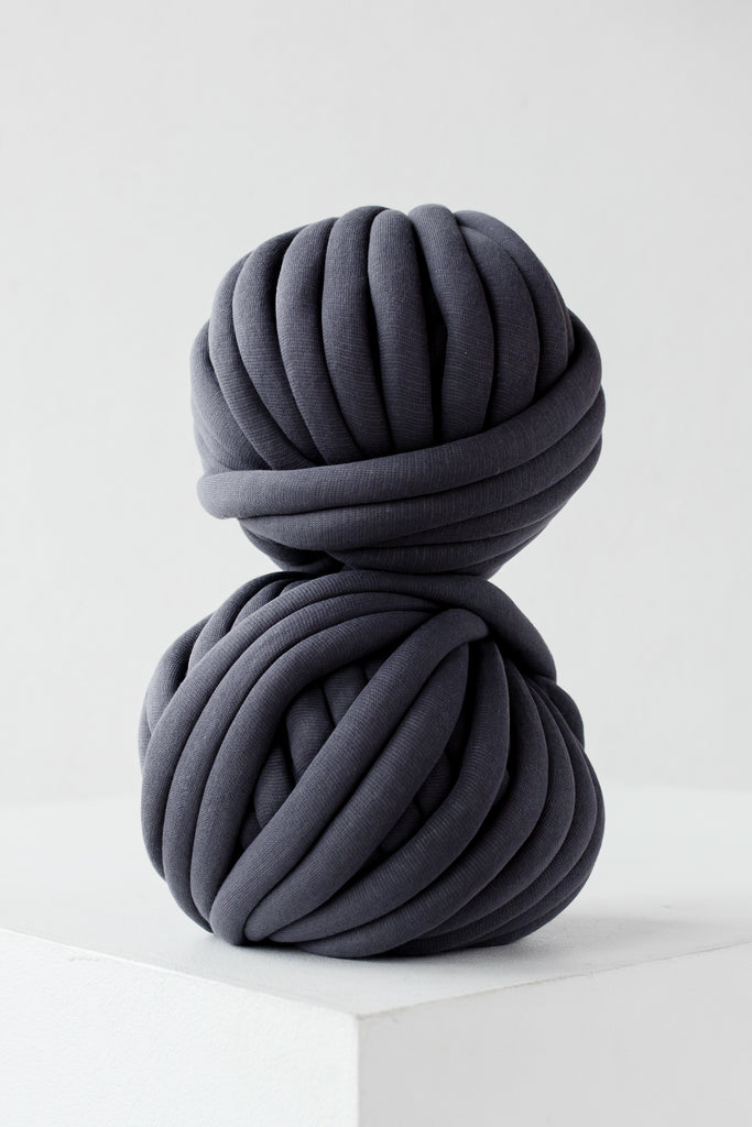 Cotton Tube Yarn Diy Chunky Yarn Arm Knitting Yarn Tube Yarn Ball Graphite Grey 198 Vertical