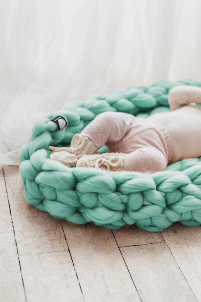 Knitted Baby Nest