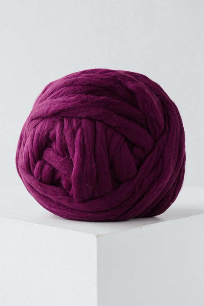 Chunky Knit Yarn for Arm Knitting in Wine Red Color