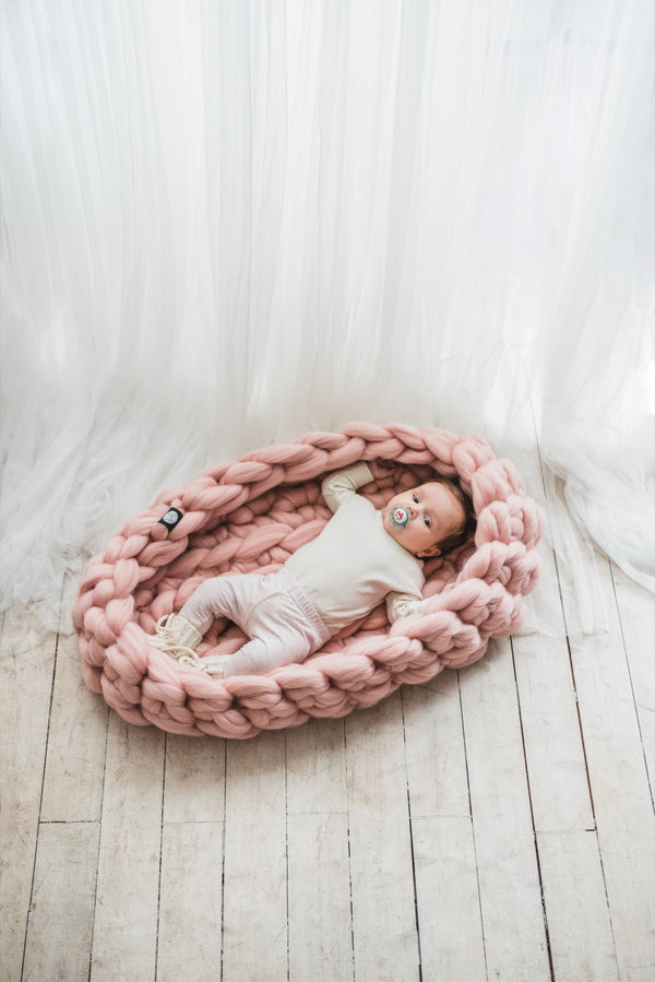 Knitted Baby Nest Soft Cozy Baby Nest Dusty Pink