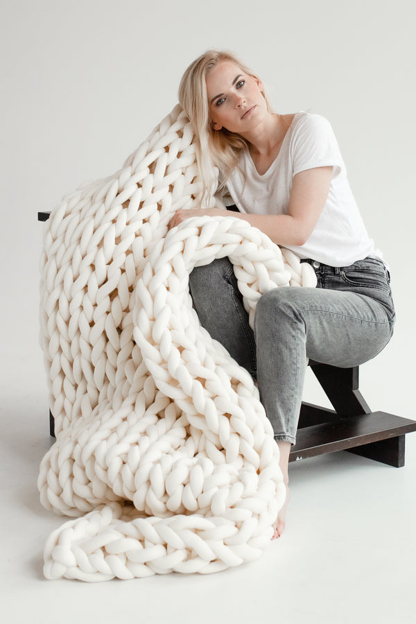 Knitted Blanket Thick Blanket Weighted Blanket Vegan Chunky Blanket Braided Blanket Tube Yarn Blanket Cream White 308 Vertical