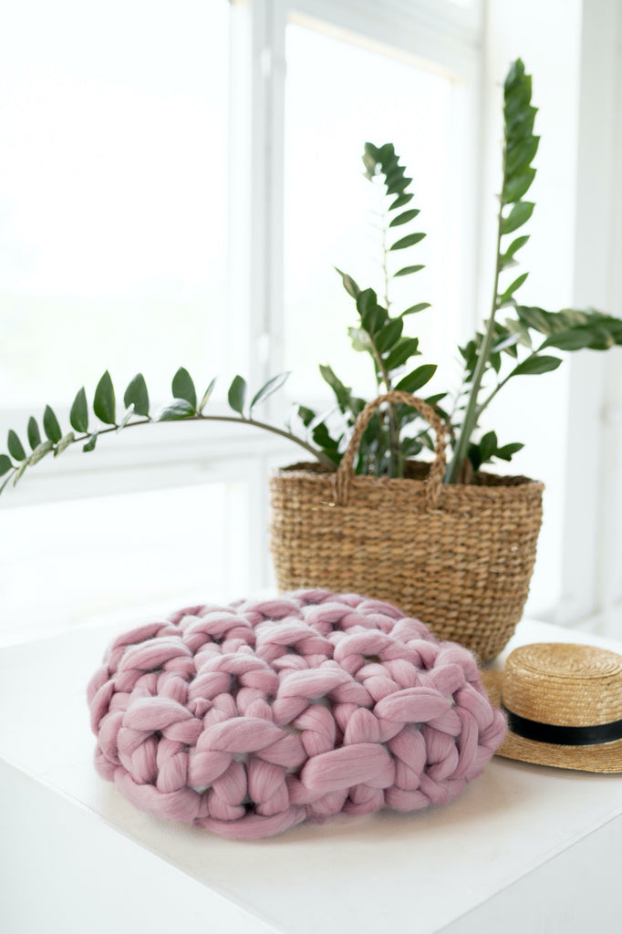 Knitted Cushion Merino Wool Throw Pillow Seed Stitch Mauve