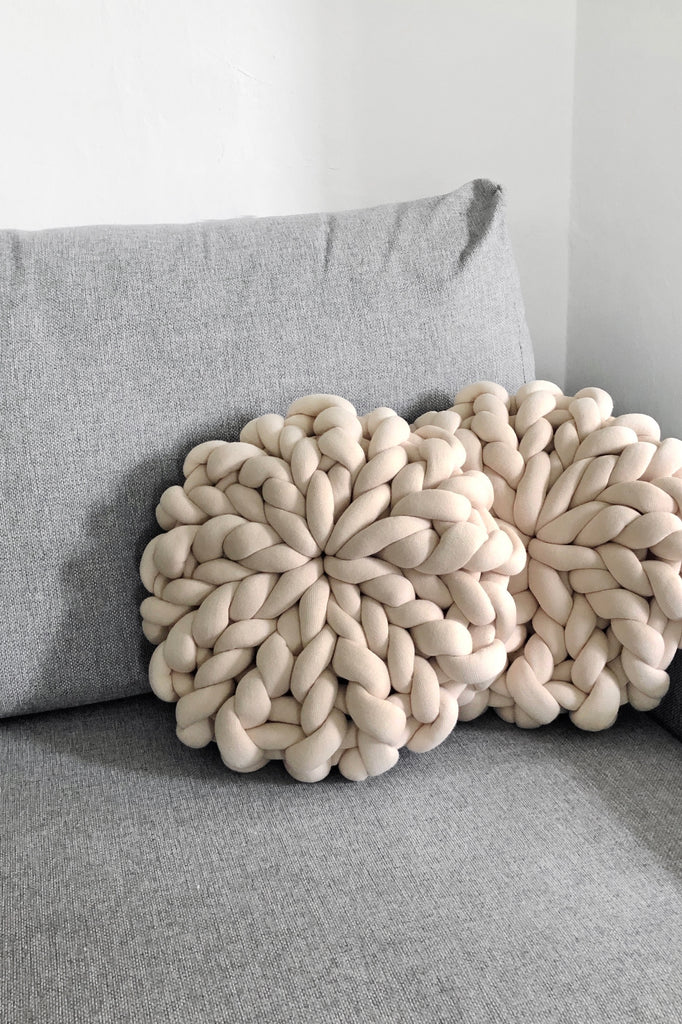 Knitted Pillow Chunky Knit Pillow Tube Cushion Set Beige 78701