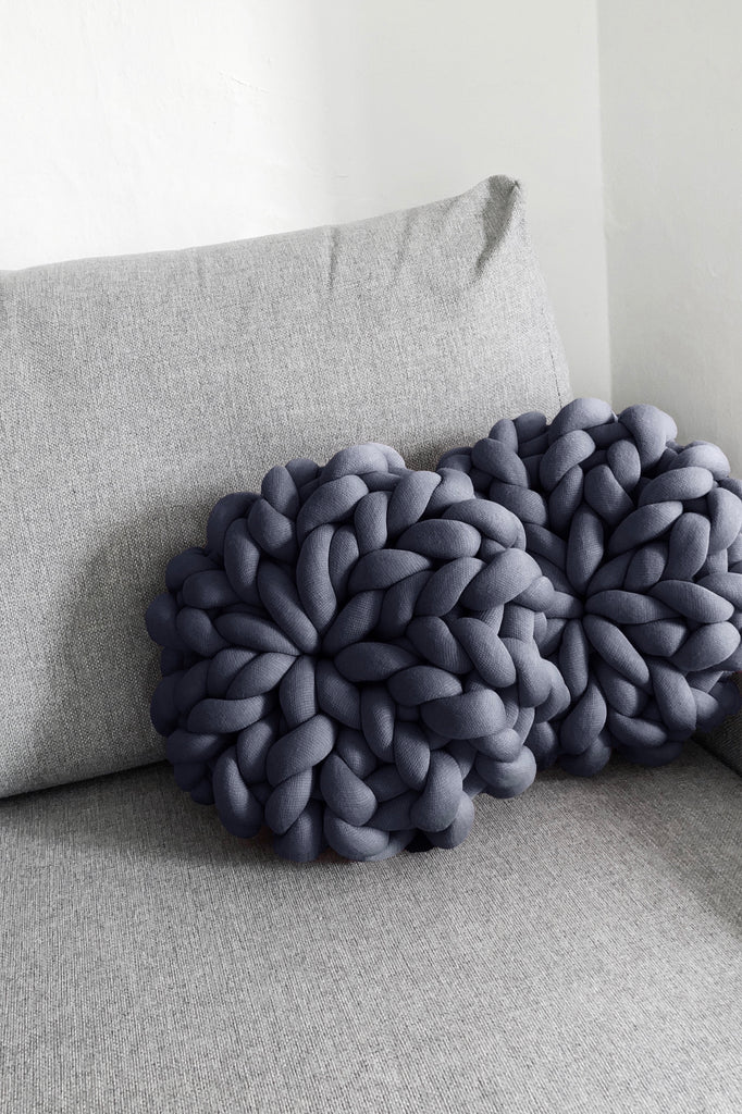 Knitted Pillow Chunky Knit Pillow Tube Cushion Set Graphite Grey 74201