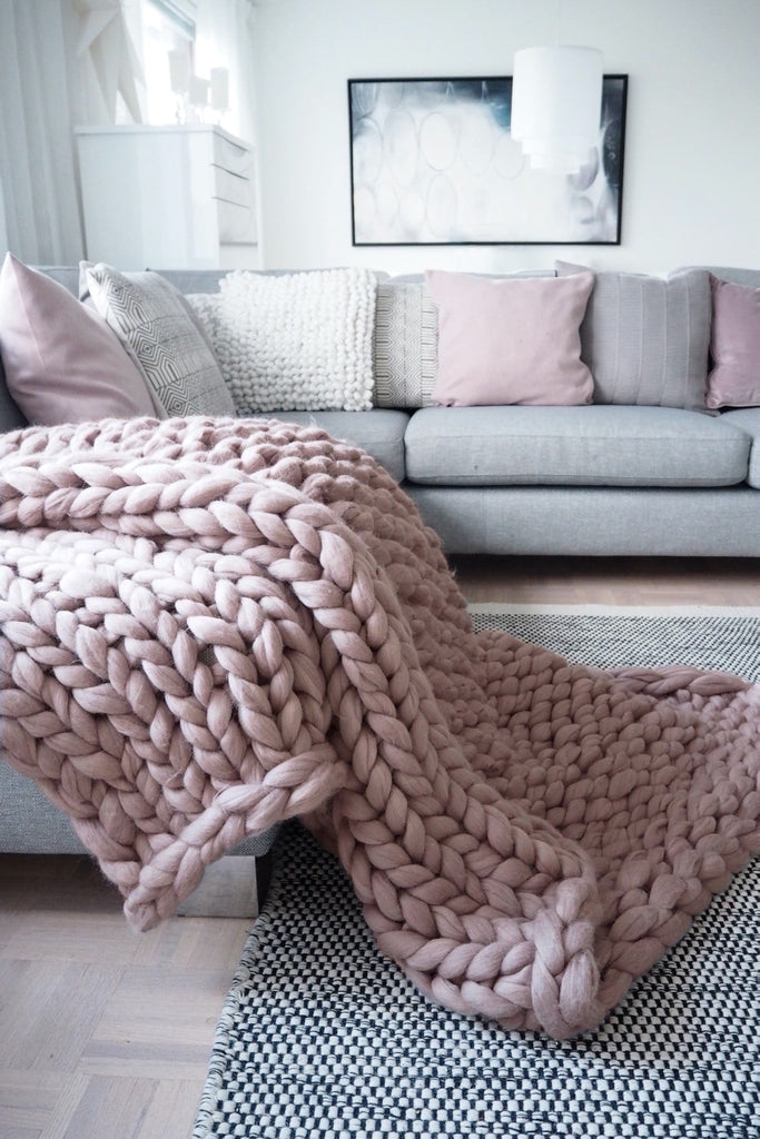 Large Chunky Knitted Thick Blanket, Yarn Woolen Throw Sofa Blanket