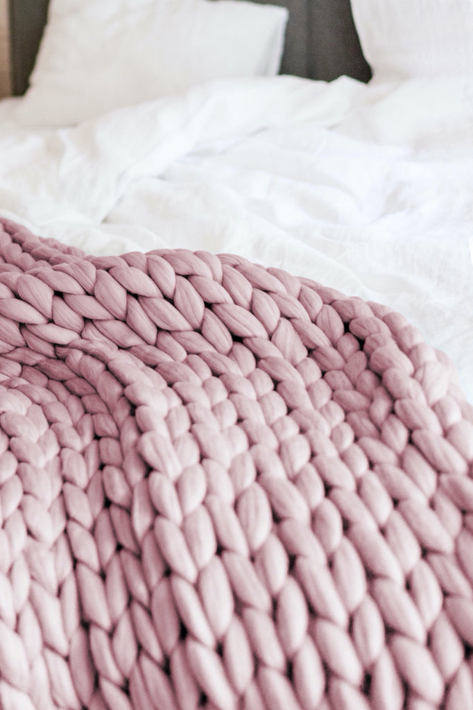 Merino Blanket Chunky Knit Throw Giant Yarn Blanket Mauve 60x245
