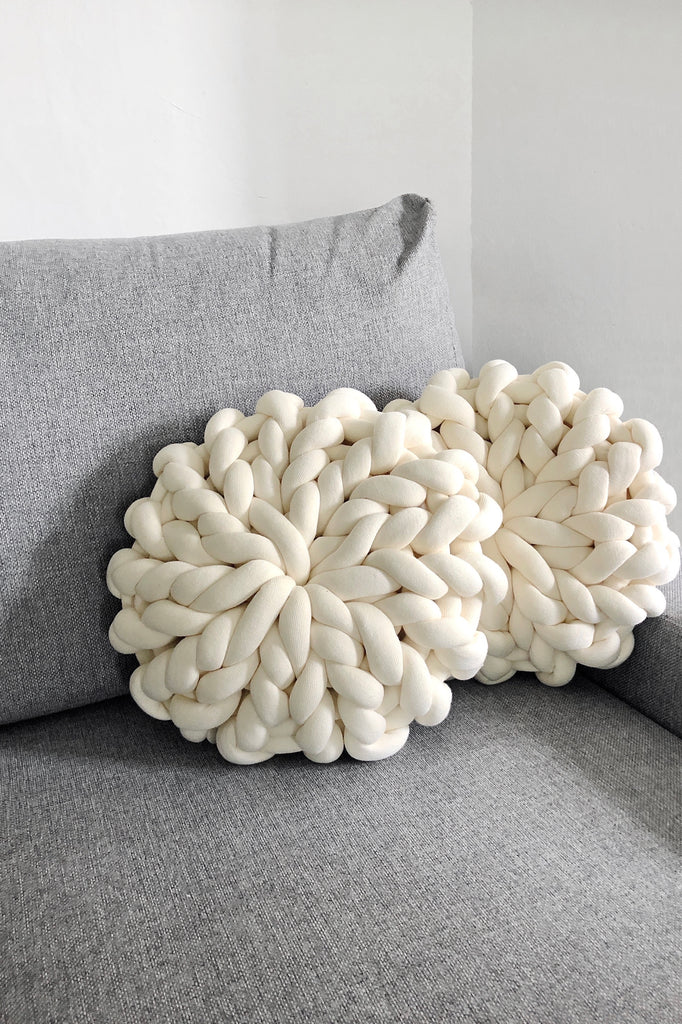 Round Pillow Chunky Knit Pillow Tube Cushion Set Cream White 79001