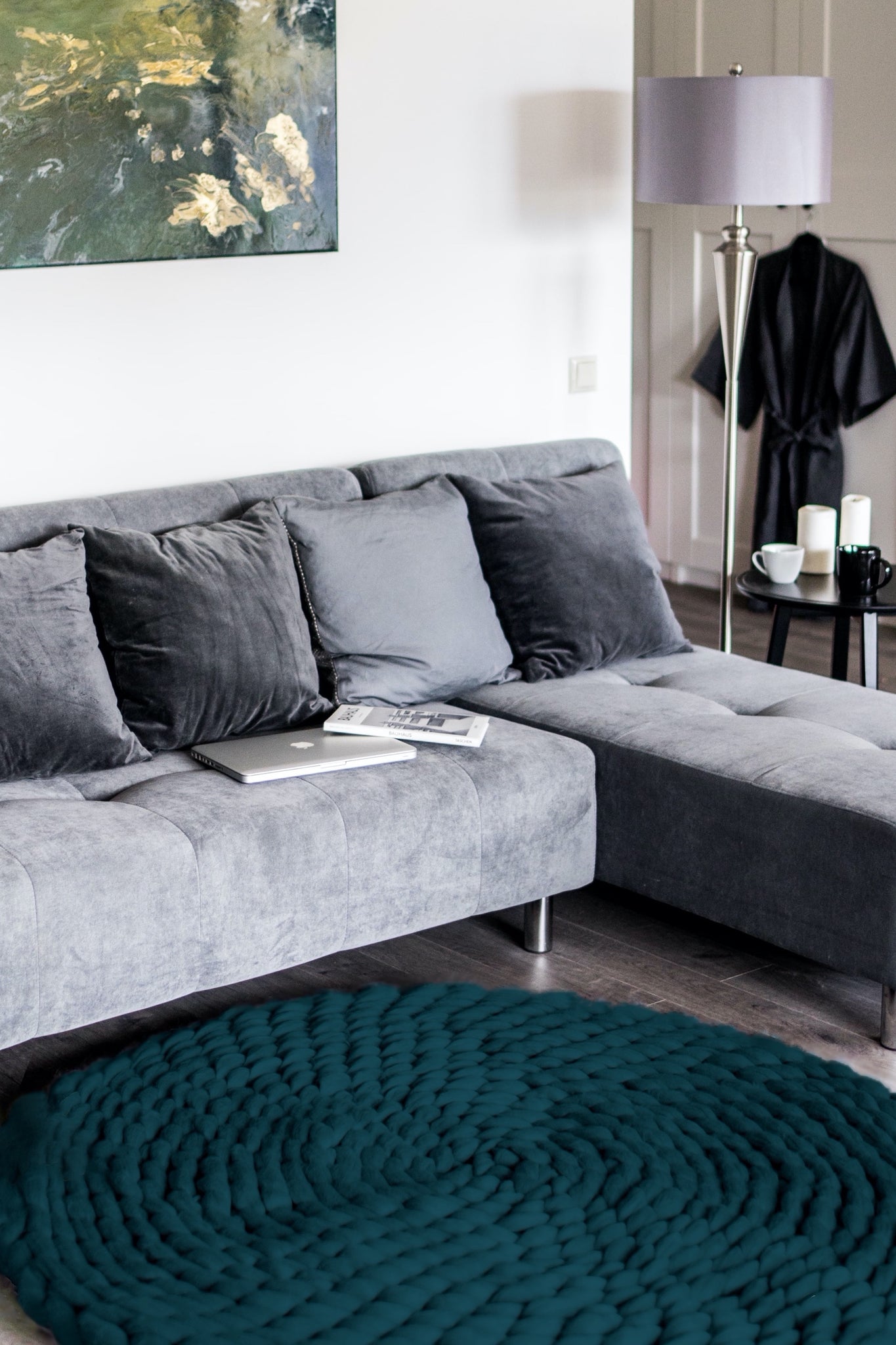 Circle Rug, Arm Knitted from Extra Fine Merino Wool | Wool Art